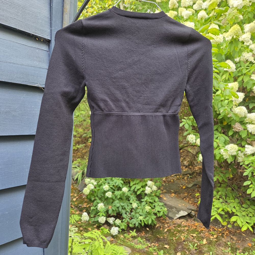 Babaton Stretch Dark Charcoal Knit Top Size Small - Picture 3 of 8